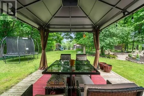 1462 Rideau River Road Montague ON K7A 8B8