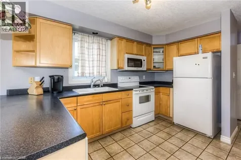 53 Wingfield Avenue Stratford ON N5A 7R5
