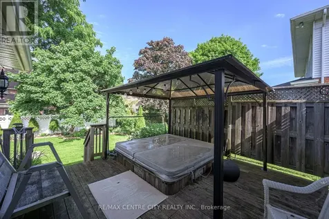 15 Cavanaugh Crescent St. Thomas ON N5R 5Y3