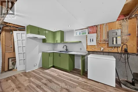 15 Cavanaugh Crescent St. Thomas ON N5R 5Y3