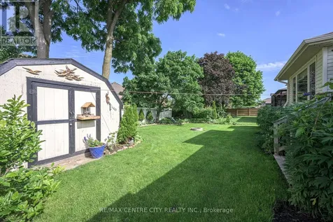 15 Cavanaugh Crescent St. Thomas ON N5R 5Y3
