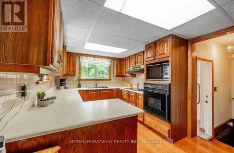 3 Stapleton Drive Whitchurch-stouffville ON L4A 2Z3