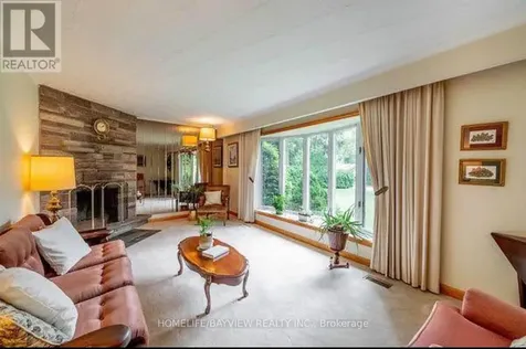 3 Stapleton Drive Whitchurch-stouffville ON L4A 2Z3
