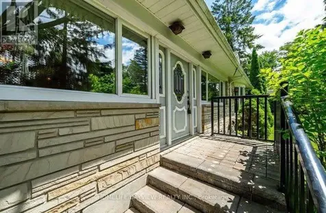 3 Stapleton Drive Whitchurch-stouffville ON L4A 2Z3