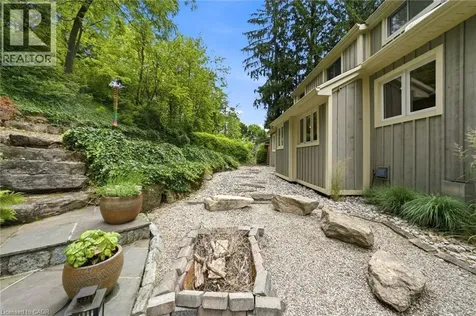 44 New Mountain Road Stoney Creek ON L8G 2R7