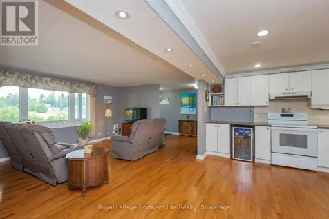 12 Valley View Drive East Powassan ON P0H 1Z0