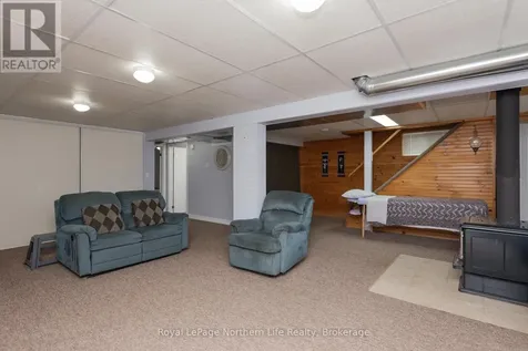 12 Valley View Drive East Powassan ON P0H 1Z0