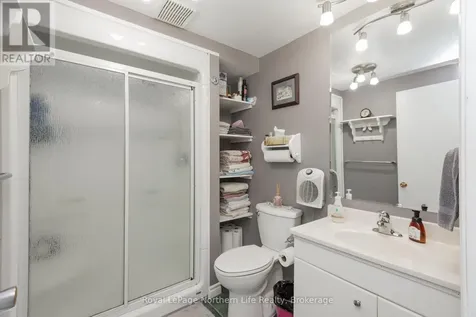 12 Valley View Drive East Powassan ON P0H 1Z0