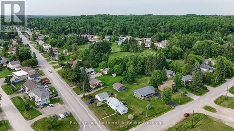12 Valley View Drive East Powassan ON P0H 1Z0