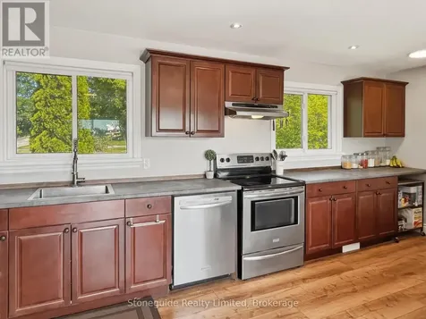 154 Maryland Drive Selwyn ON K9J 6X3