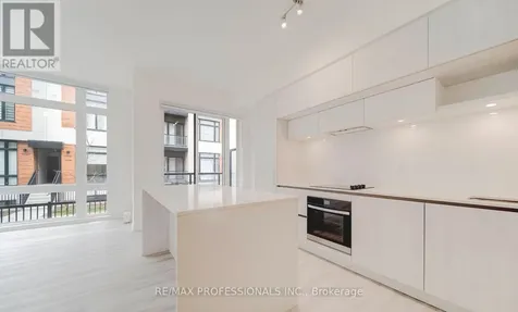 11 David Eyer Road Richmond Hill ON L4S 0N4