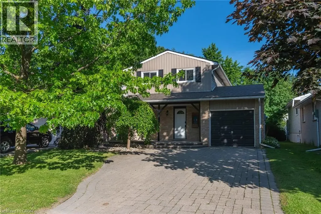 162 Parkside Drive East Fergus ON N1M 3E8