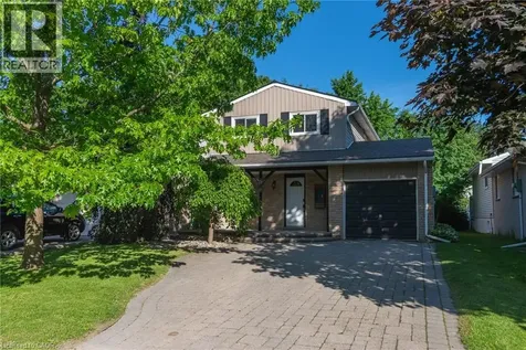 162 Parkside Drive East Fergus ON N1M 3E8