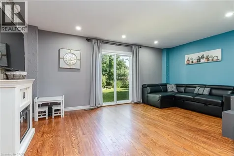 162 Parkside Drive East Fergus ON N1M 3E8