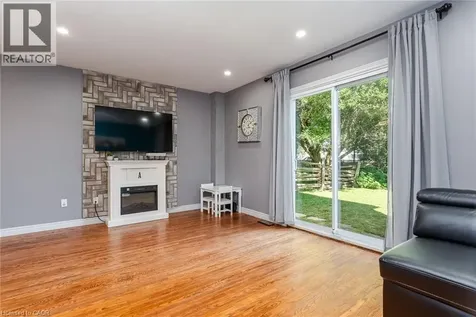 162 Parkside Drive East Fergus ON N1M 3E8