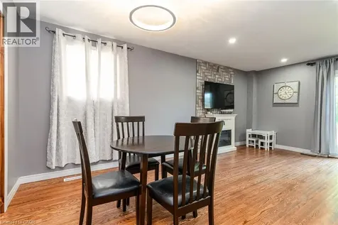 162 Parkside Drive East Fergus ON N1M 3E8