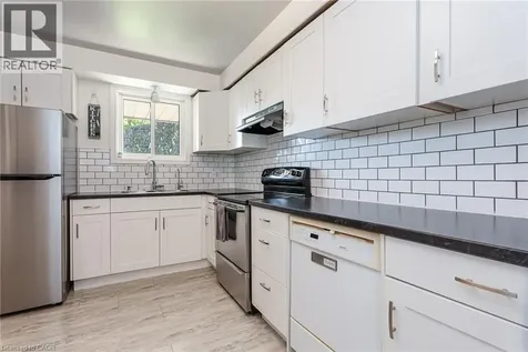 162 Parkside Drive East Fergus ON N1M 3E8