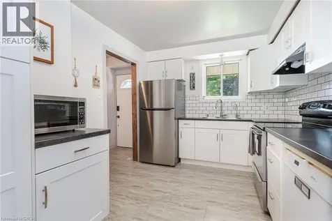 162 Parkside Drive East Fergus ON N1M 3E8