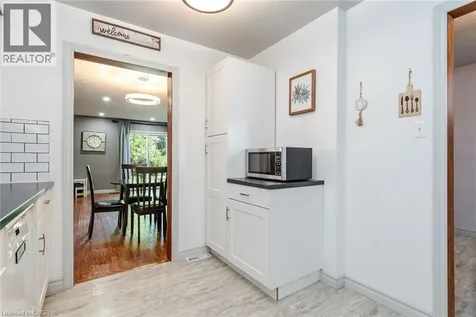 162 Parkside Drive East Fergus ON N1M 3E8