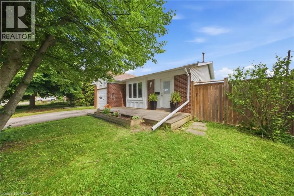33 Hallmark Street Brantford ON N3P 1A6