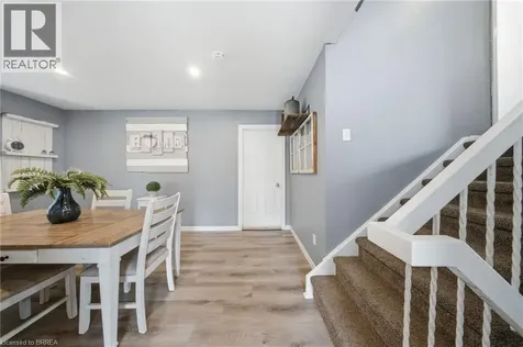 33 Hallmark Street Brantford ON N3P 1A6