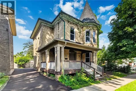 74 Pearl Street Brantford ON N3T 3N7