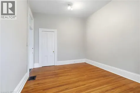 74 Pearl Street Brantford ON N3T 3N7