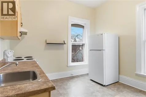 74 Pearl Street Brantford ON N3T 3N7