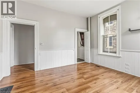 74 Pearl Street Brantford ON N3T 3N7