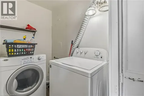 74 Pearl Street Brantford ON N3T 3N7