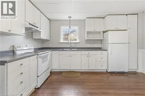 74 Pearl Street Brantford ON N3T 3N7