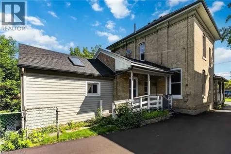 74 Pearl Street Brantford ON N3T 3N7