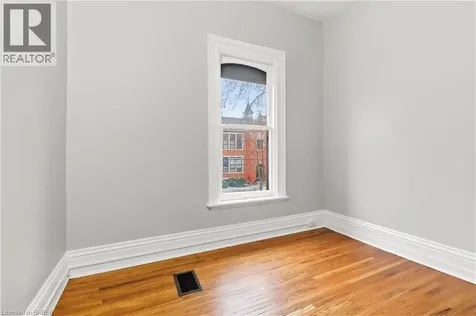 74 Pearl Street Brantford ON N3T 3N7