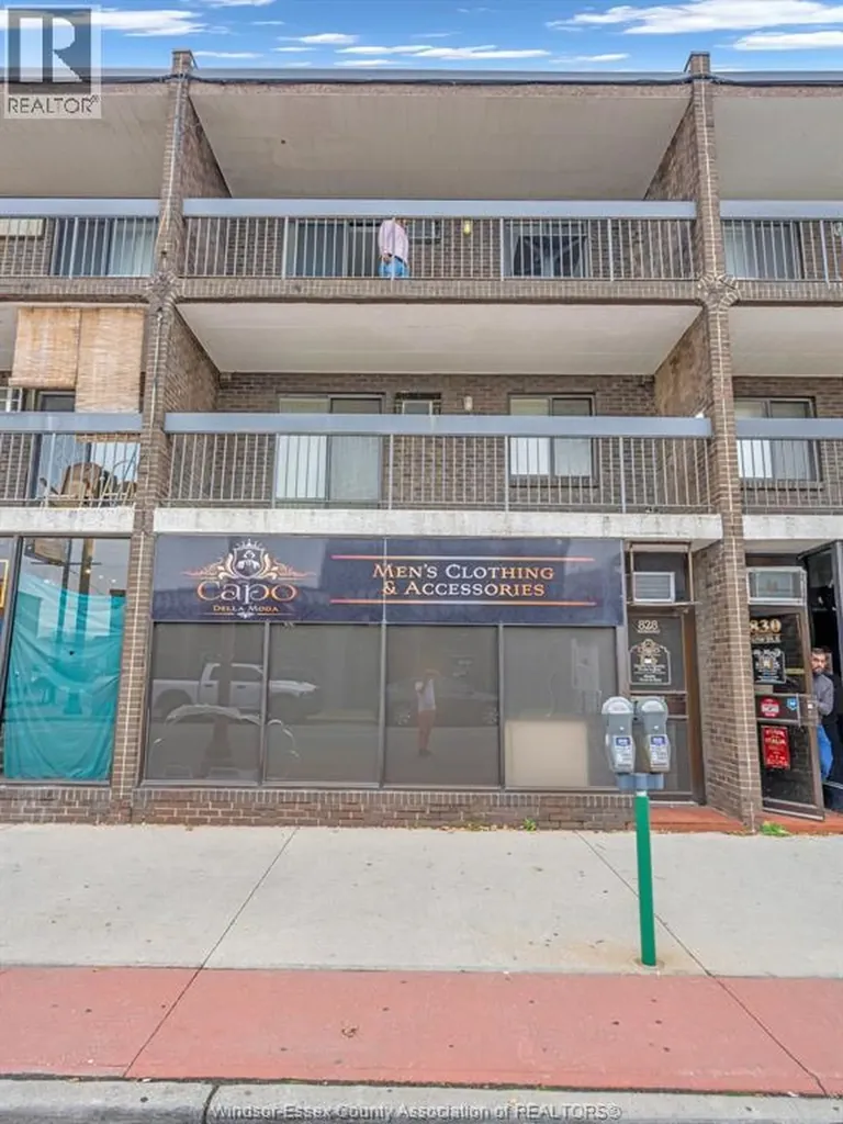 828 Erie Street East Windsor ON N9A 3Y4