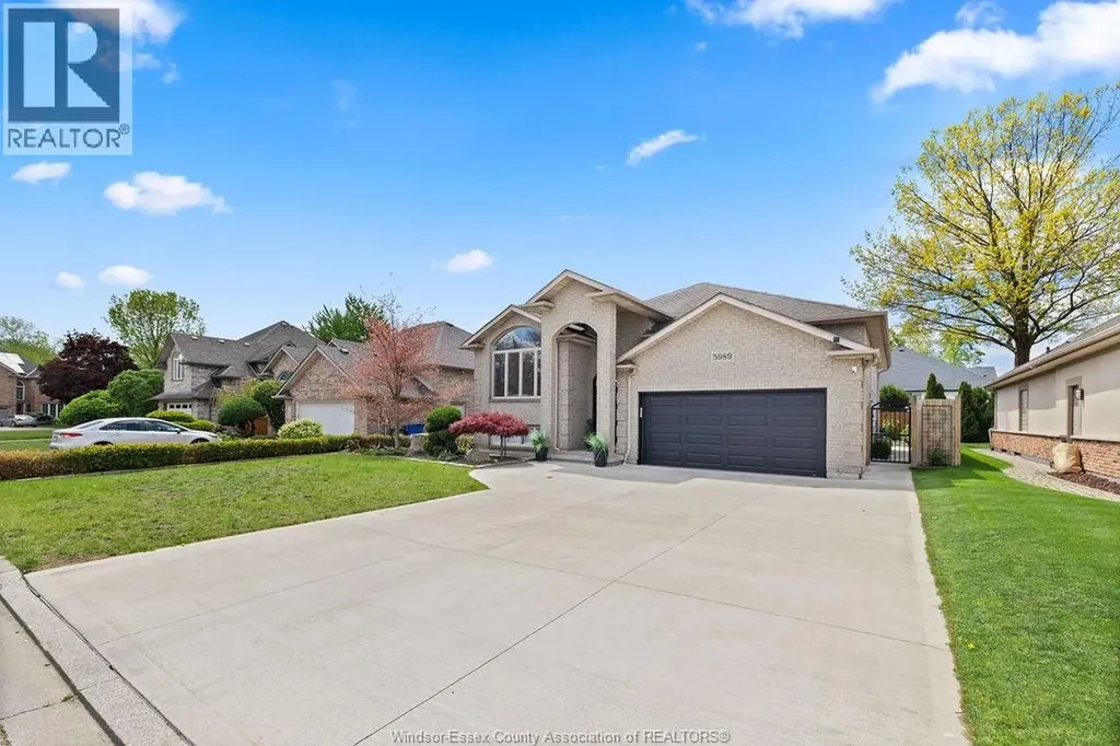 5989 Rosewood Crescent Lasalle ON N9J 3L7