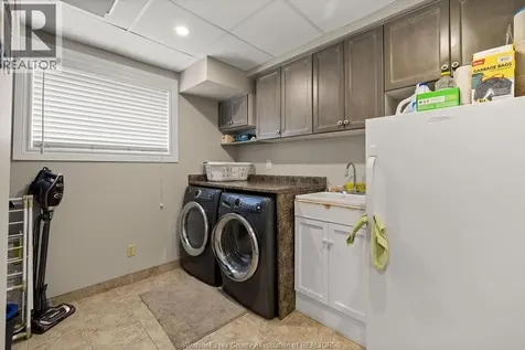 5989 Rosewood Crescent Lasalle ON N9J 3L7