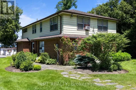 678 Lake Drive East Georgina (historic Lakeshore Communities) ON L0E 1S0