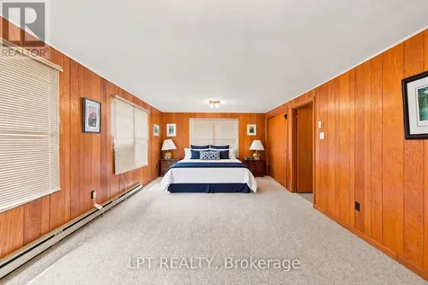 678 Lake Drive East Georgina (historic Lakeshore Communities) ON L0E 1S0