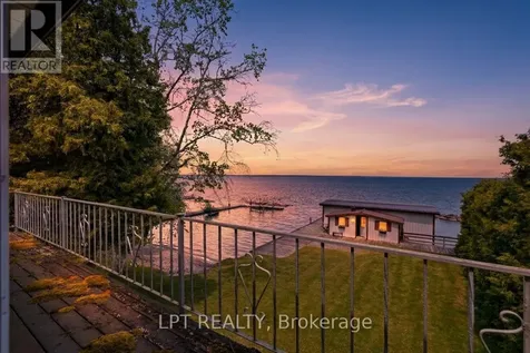 678 Lake Drive East Georgina (historic Lakeshore Communities) ON L0E 1S0