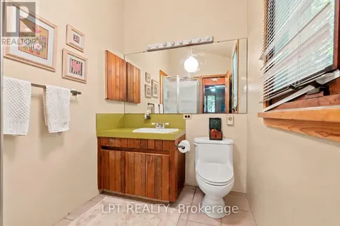 678 Lake Drive East Georgina (historic Lakeshore Communities) ON L0E 1S0