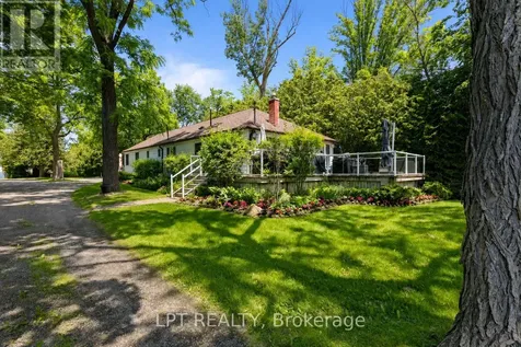 678 Lake Drive East Georgina (historic Lakeshore Communities) ON L0E 1S0