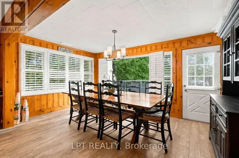 678 Lake Drive East Georgina (historic Lakeshore Communities) ON L0E 1S0