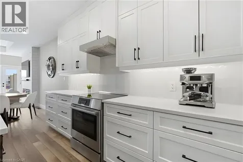 137 South Parkwood Boulevard Elmira ON N3B 0E6