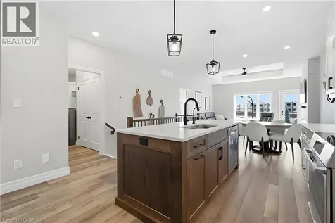 137 South Parkwood Boulevard Elmira ON N3B 0E6