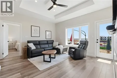 137 South Parkwood Boulevard Elmira ON N3B 0E6