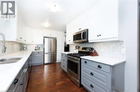 5070 Silver Birch Lane Beamsville ON L0R 1B5