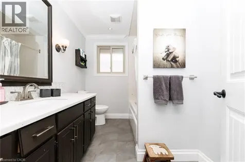 5070 Silver Birch Lane Beamsville ON L0R 1B5