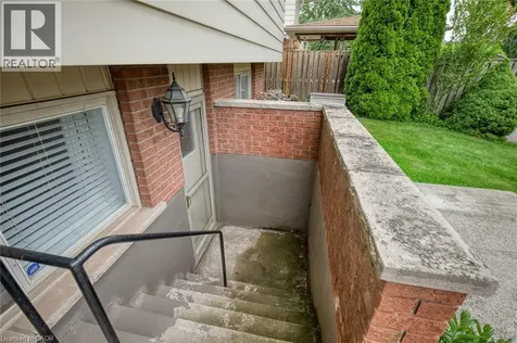5070 Silver Birch Lane Beamsville ON L0R 1B5