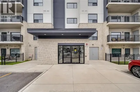 3320 Stella Crescent Windsor ON N8T 0B7