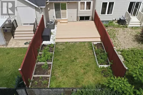 189 Gray Crescent Ottawa ON K2K 3L8